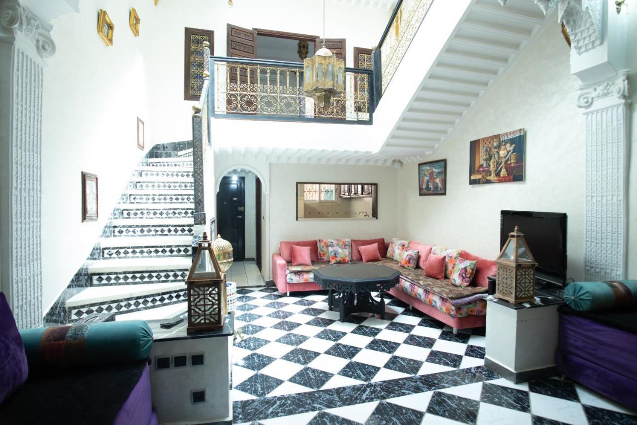 Charming Moroccan Riad 3 Bedroom With Pool And Terrace มาร์ราเกช ภายนอก รูปภาพ
