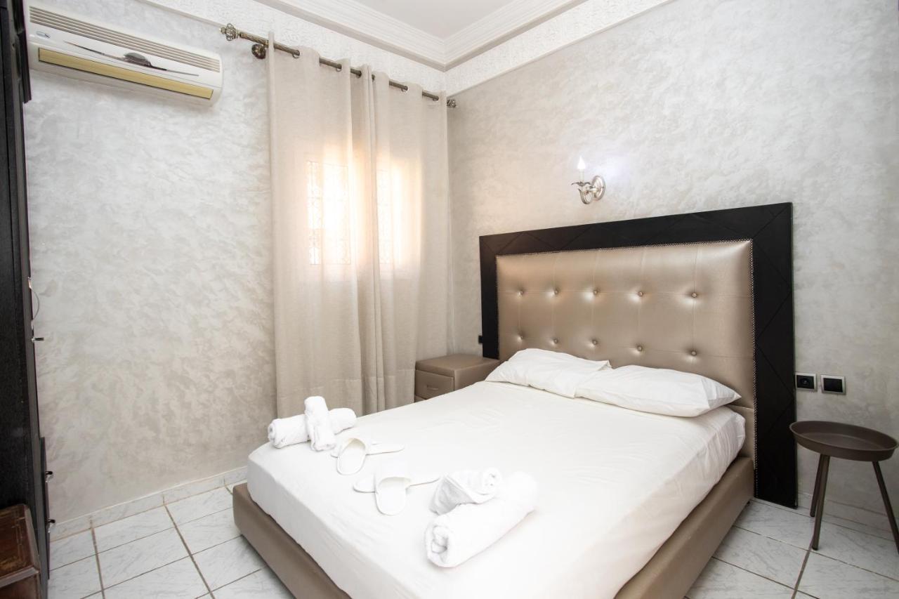 Charming Moroccan Riad 3 Bedroom With Pool And Terrace มาร์ราเกช ภายนอก รูปภาพ