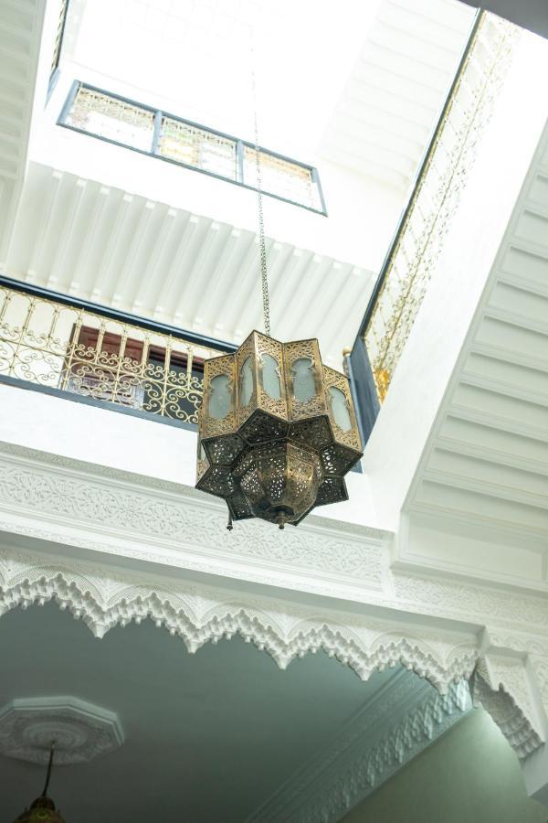 Charming Moroccan Riad 3 Bedroom With Pool And Terrace มาร์ราเกช ภายนอก รูปภาพ