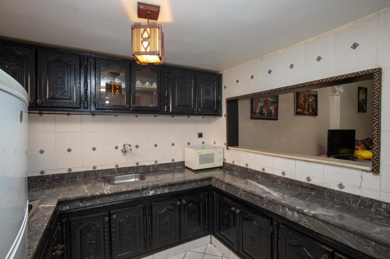 Charming Moroccan Riad 3 Bedroom With Pool And Terrace มาร์ราเกช ภายนอก รูปภาพ