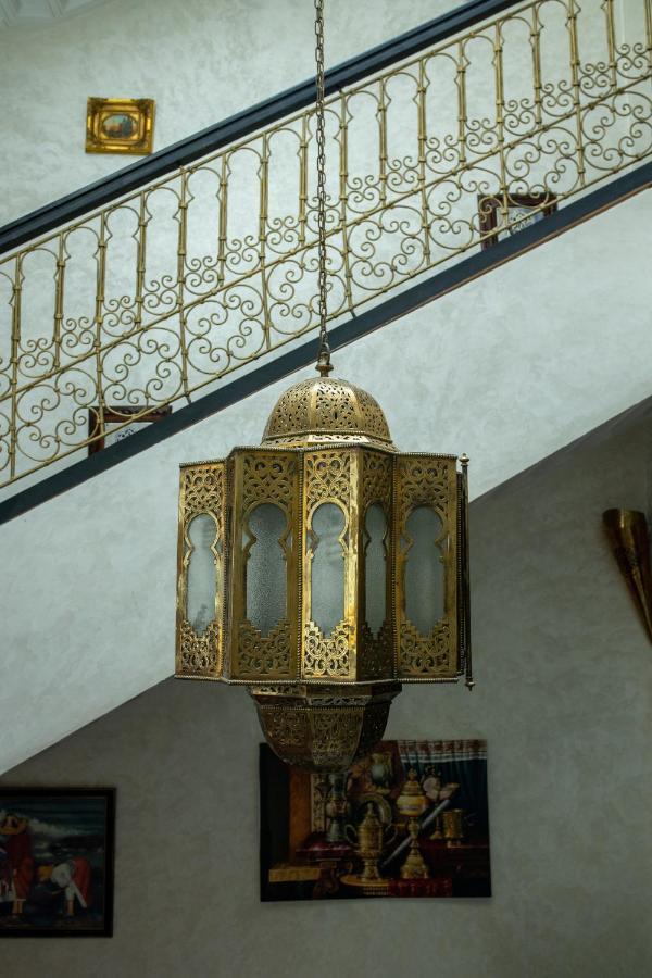 Charming Moroccan Riad 3 Bedroom With Pool And Terrace มาร์ราเกช ภายนอก รูปภาพ